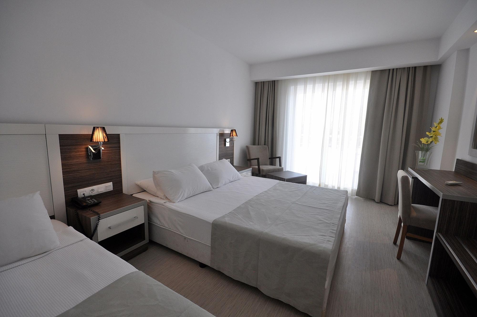 Club Shark Hotel Gümbet Eksteriør billede
